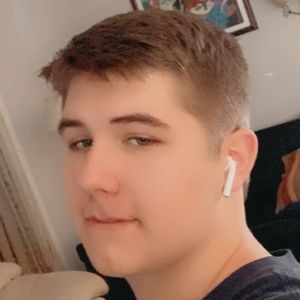 Meet your Posher, Ayden